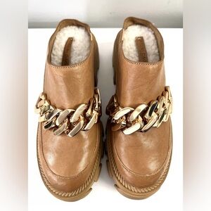 Kelsi Dagger Tan Chain-Trim Platform Mule clog